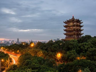 大武汉重启！武汉解封已满一周年，如今的武汉是什么样的-第1张-交通-答答问