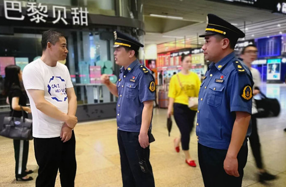北京南站黑车揽客背后的黑幕是什么-第1张-交通-答答问