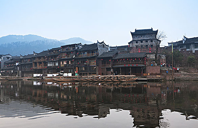 去凤凰古城旅行需要多少钱？-第3张-旅游-答答问