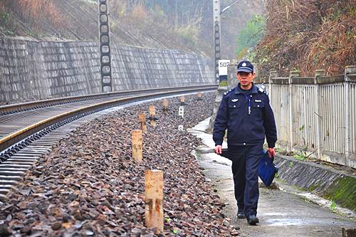 关于铁路 名言警句-第1张-交通-答答问