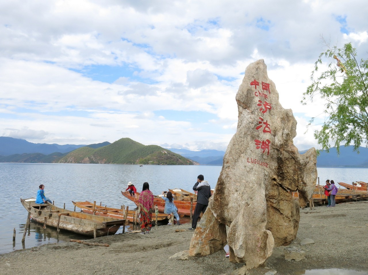 泸沽湖摩梭人家访卖的银器是真是假-第1张-旅游-答答问