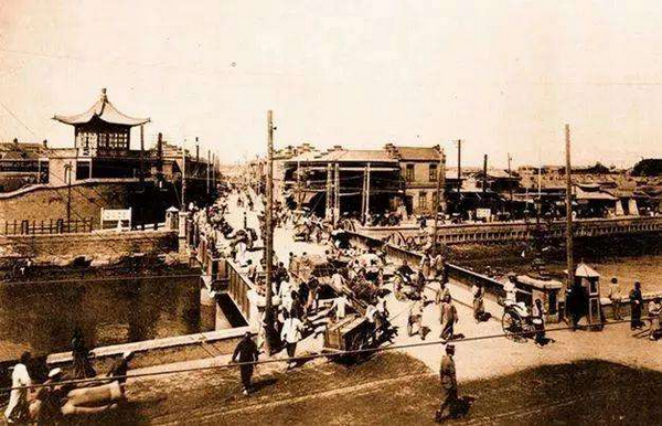 “九河下梢天津卫，三道浮桥两道关。”中的“九河”“三道浮桥”和“两道关”分别指的是什么？-第1张-旅游-答答问