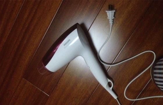 坐动车可以带吹风机么-第1张-交通-答答问