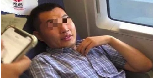 高铁霸座“无耻者无畏”冲击了谁的三观-第1张-交通-答答问