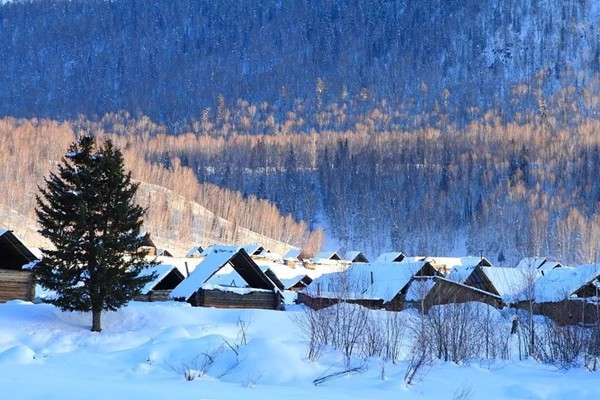 宝妈带着宝宝想去新疆旅游，有哪些实用的建议和攻略？-第1张-旅游-答答问