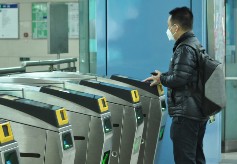 上海地铁支付宝扫码进站那么微信支付什么时候可以用-第1张-交通-答答问