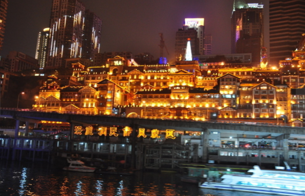 中国第一网红城市，重庆三日游需要花费多少钱？-第1张-旅游-答答问
