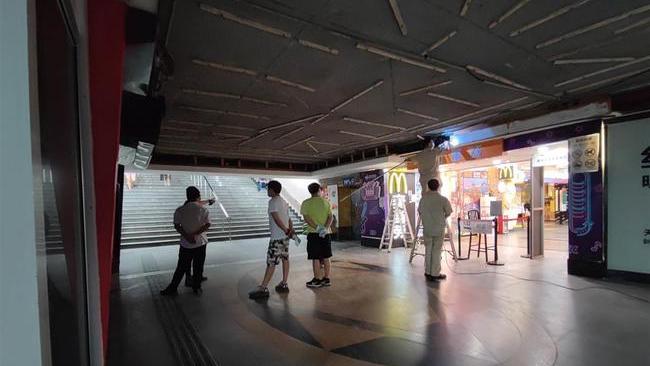 广州地铁一号线地下商场吊顶发生坍塌，有关部门采取了什么举措-第1张-交通-答答问