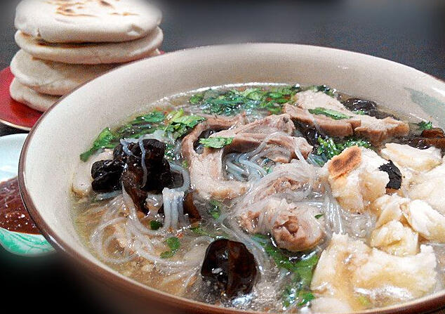 桑园小镇有哪些特色美食？-第1张-旅游-答答问