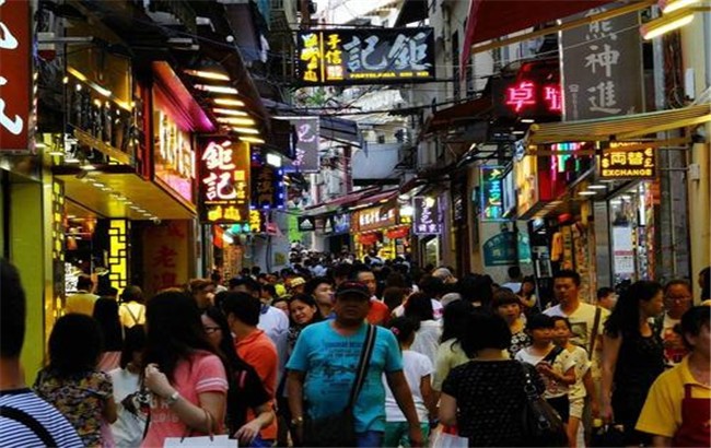世界上出口最多的地铁站在日本东京，它究竟有多少出口-第1张-交通-答答问