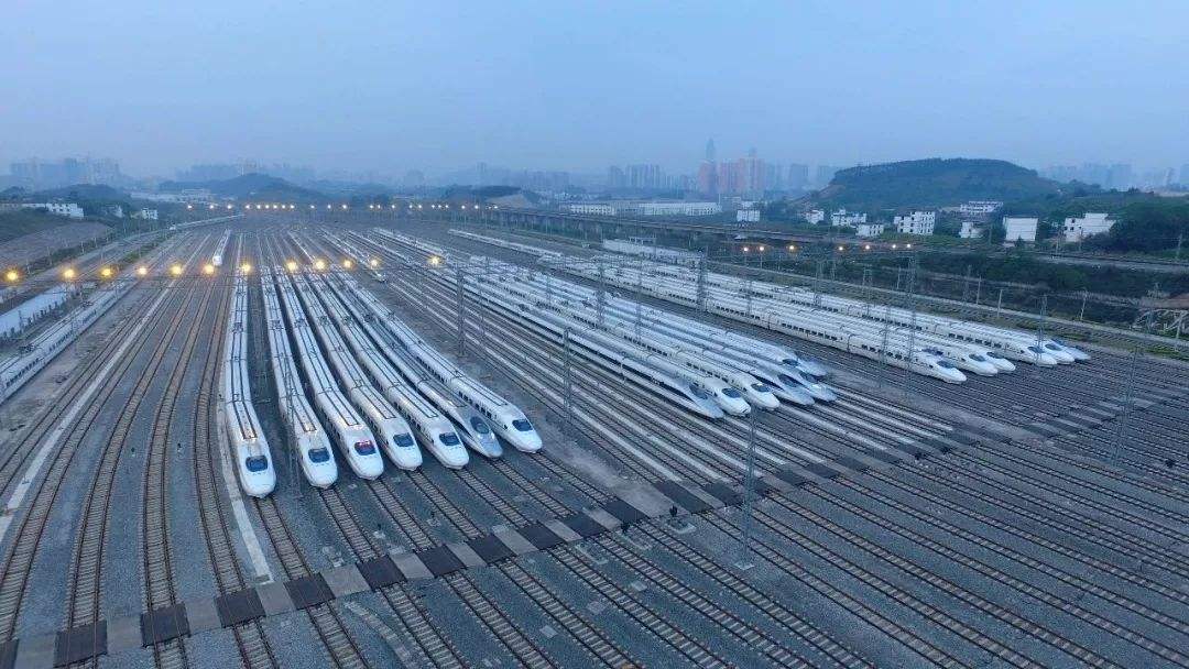 十一假期期间，中国铁路预计客流量多少与往年同期有变化吗-第1张-交通-答答问