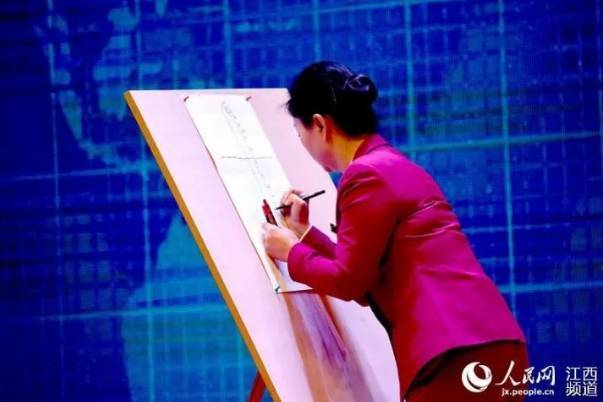 1张纸2支笔绘制全国铁路图是怎样一种技能-第1张-交通-答答问
