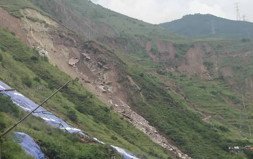 成昆铁路甘洛段发生山体崩塌，山体崩塌的具体原因是什么-第1张-交通-答答问