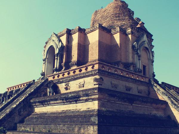 清迈有个大象的寺庙建筑叫什么-第1张-旅游-答答问