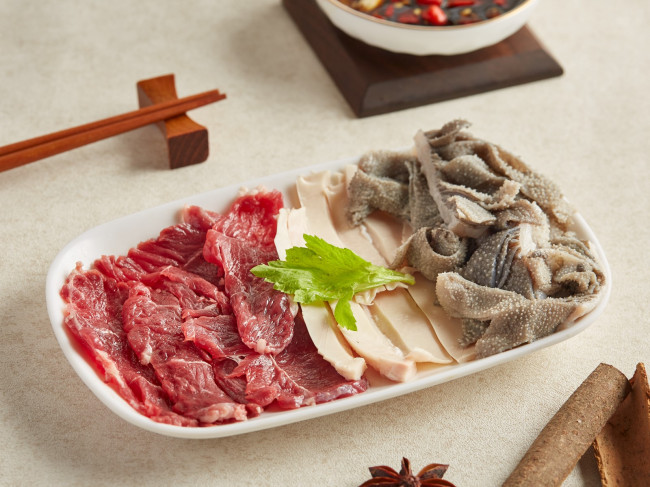 深圳宝安区1号线坪洲地铁站附近新开的网红店“朱记牛八宝“好吃么-第1张-交通-答答问