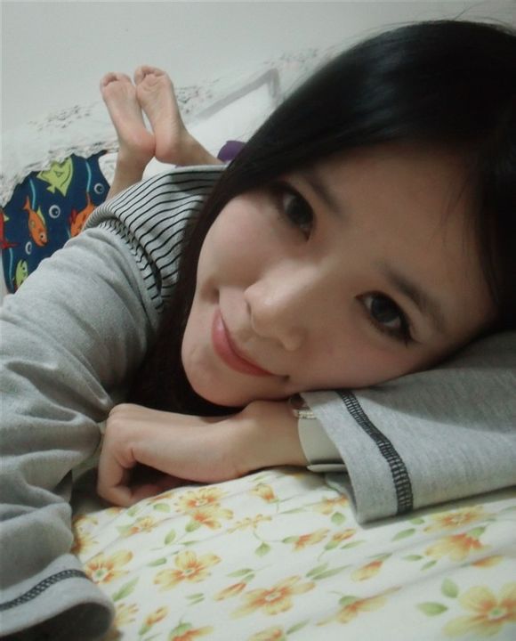 谁知道这个女的叫什么 好像是一名咖啡店女仆 上海的 曾经在微博上有看到过-第1张-交通-答答问