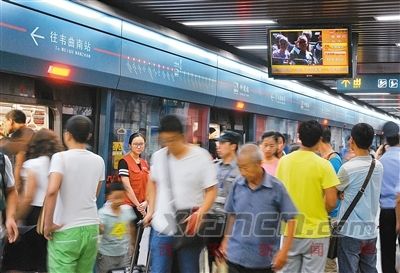 西安地铁1号线的地铁列车-第1张-交通-答答问
